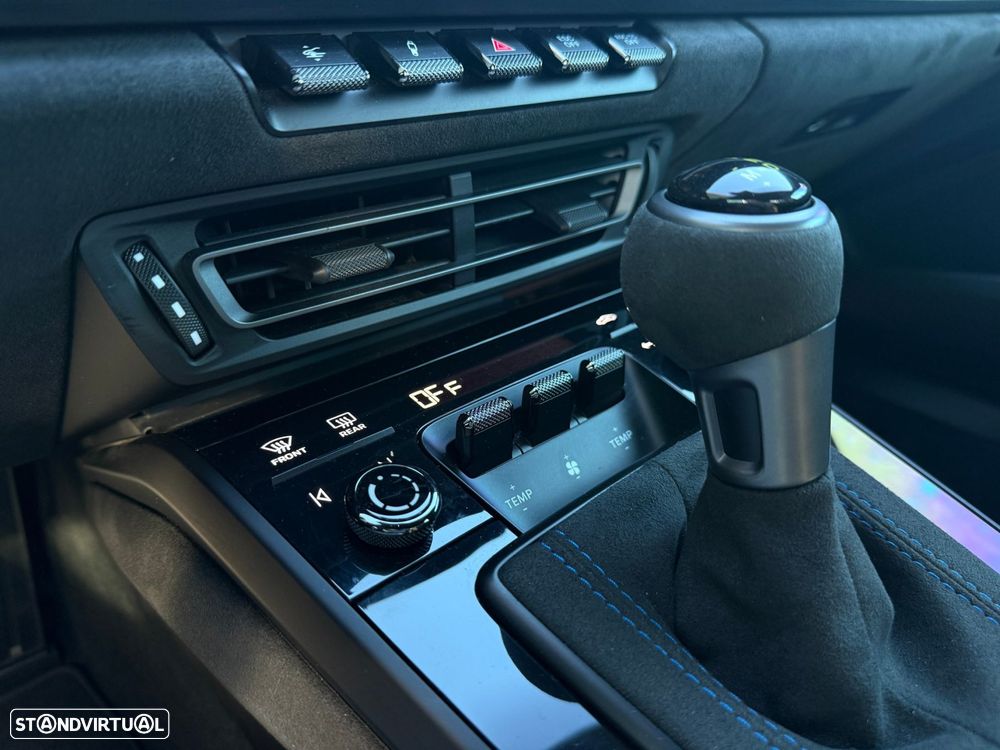 Porsche 911 Série F - 52