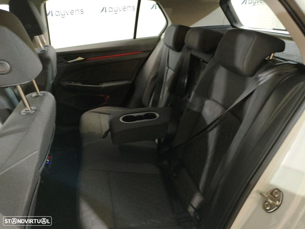 VW Golf 1.5 TSI e-Hybrid Life DSG - 9