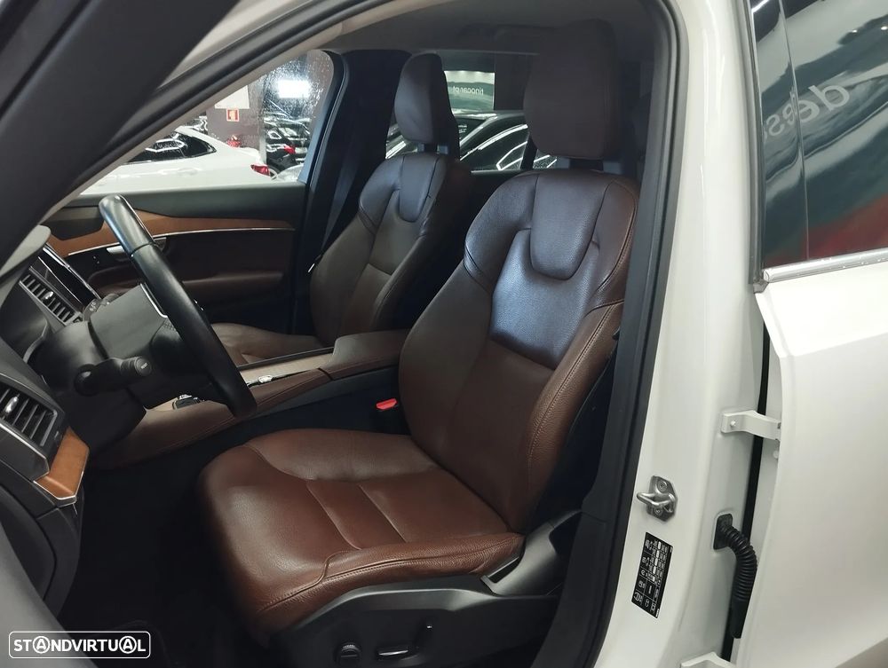 Volvo XC 90 2.0 B5 Momentum Plus AWD - 18