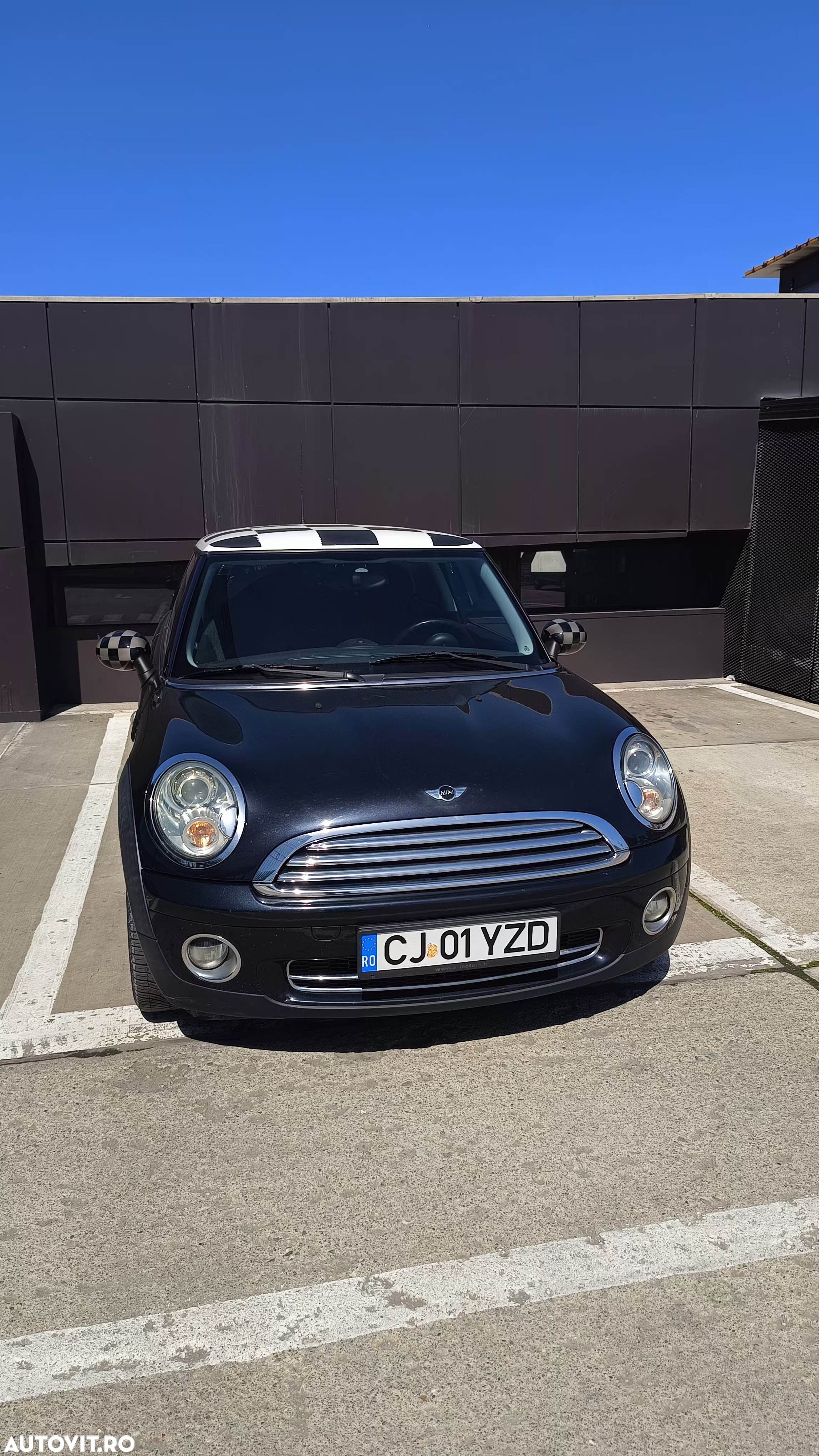 Mini Cooper Standard - 3