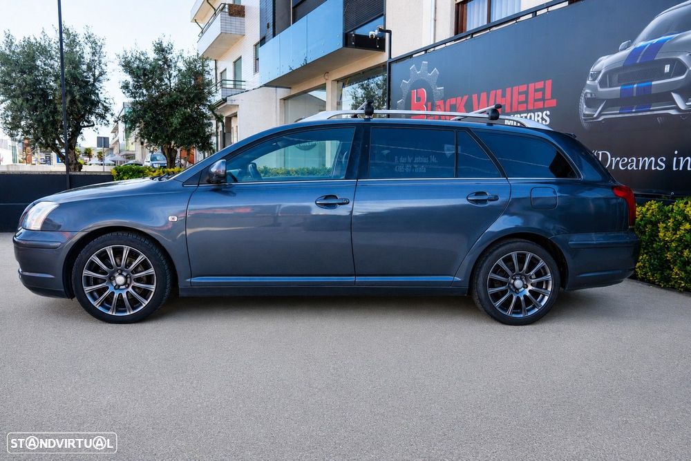 Toyota Avensis SW - 13