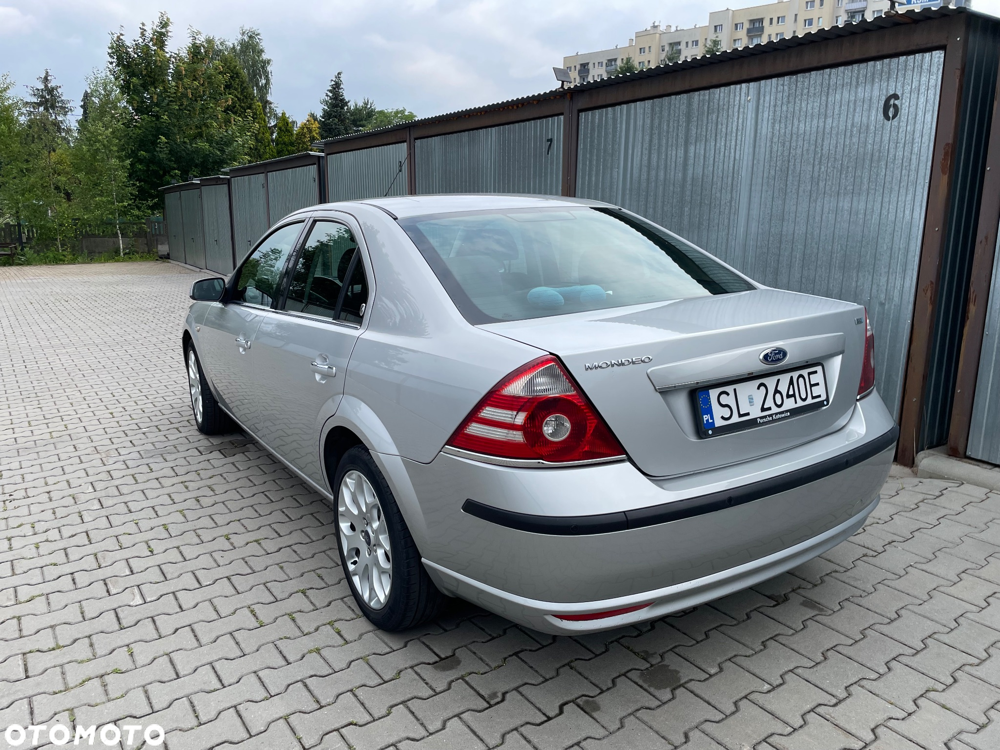 Ford Mondeo 1.8 Ghia - 5