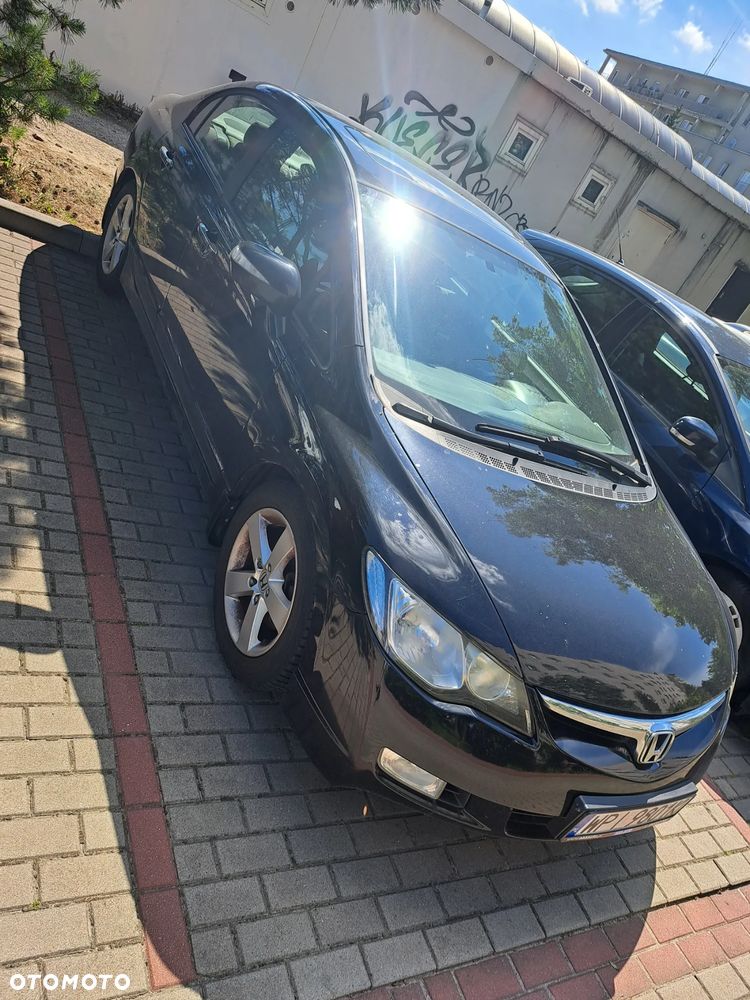 Honda Civic 1.8 Comfort - 2