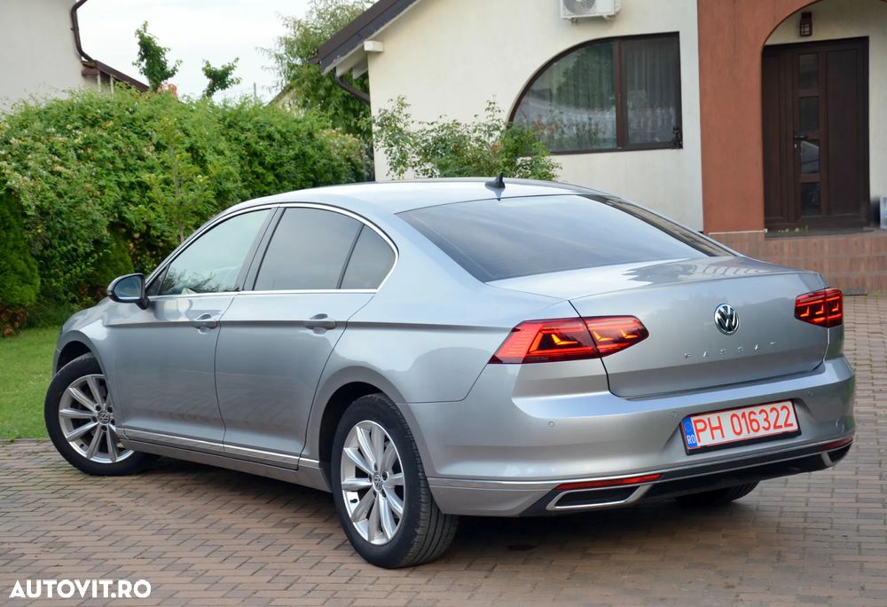 Volkswagen Passat - 6