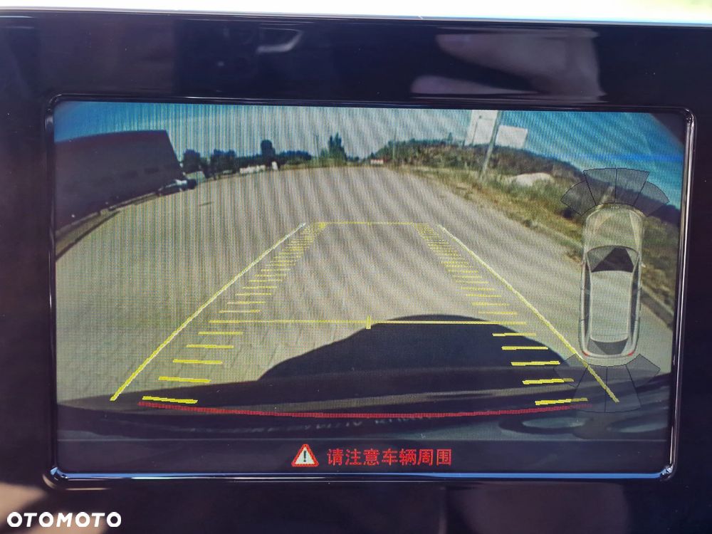Mercedes-Benz CLA 180 7G-DCT - 17