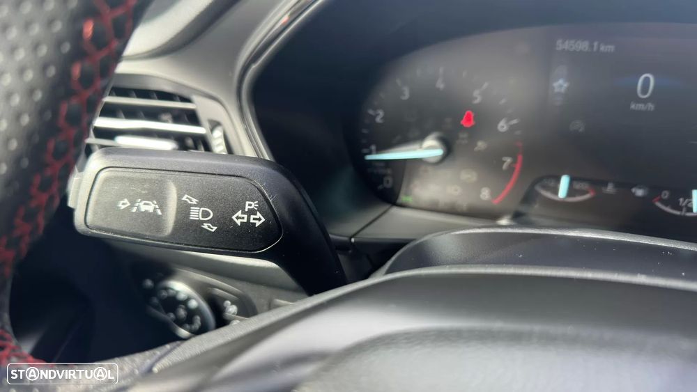 Ford Focus SW 1.0 EcoBoost MHEV ST-Line X - 12