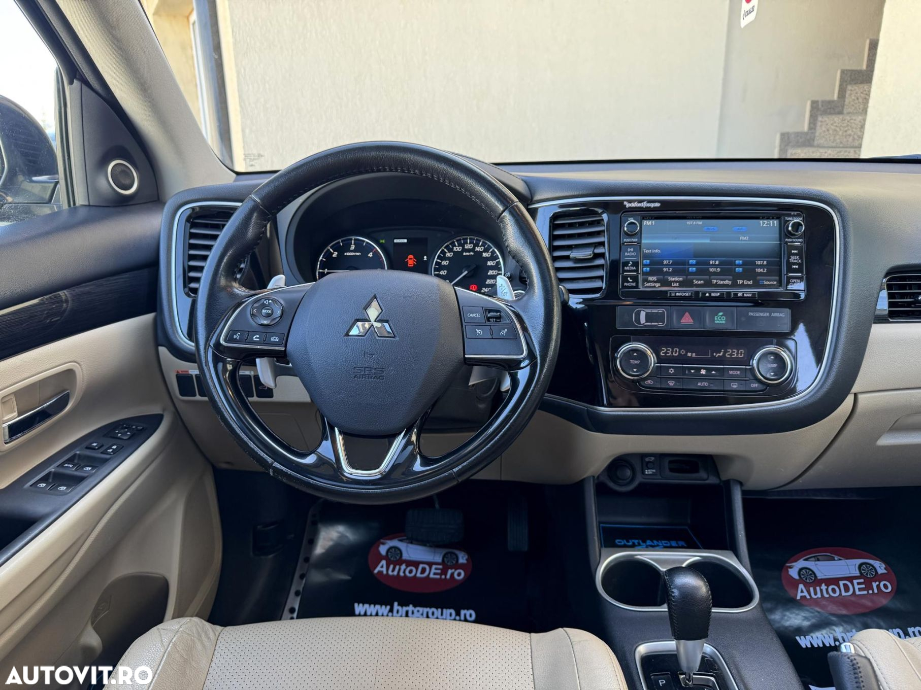 Mitsubishi Outlander - 9