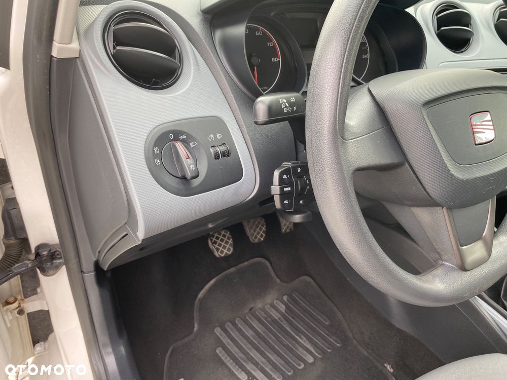 Seat Ibiza 1.4 16V Reference - 21