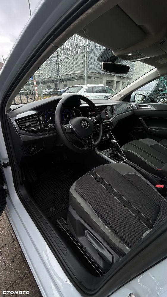 Volkswagen Polo - 25