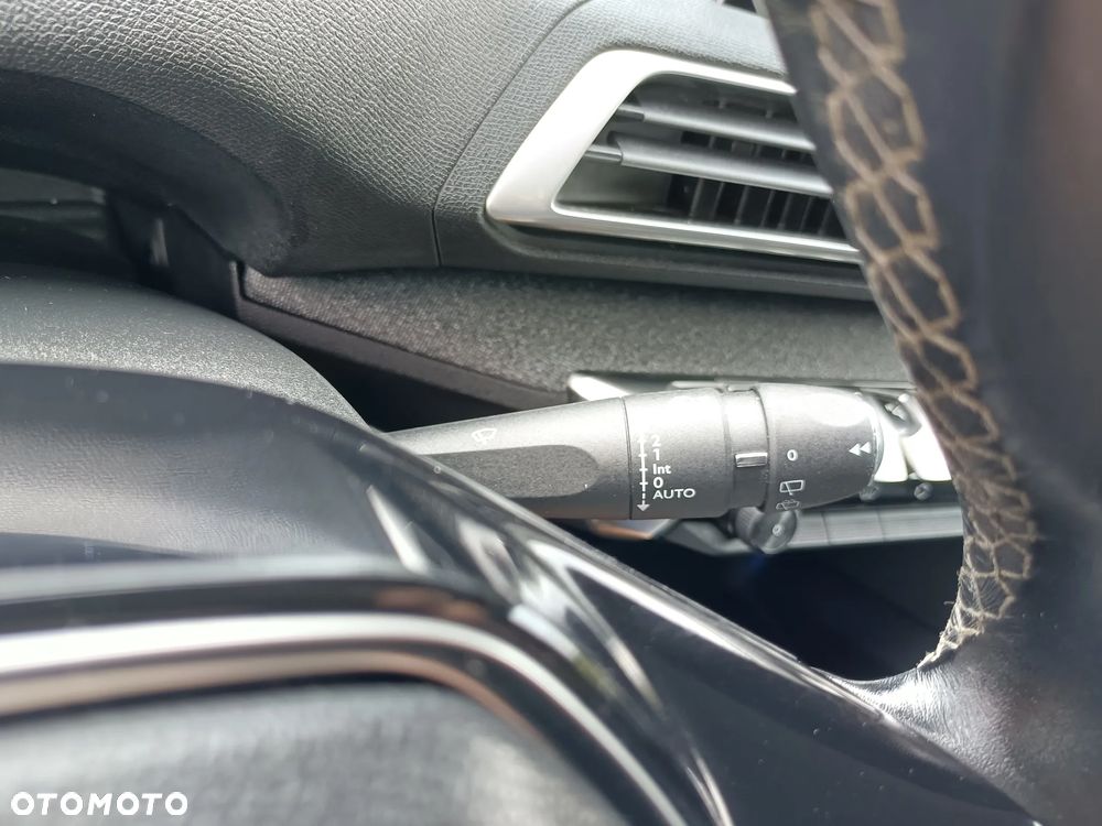 Peugeot 3008 PureTech 130 Stop & Start Allure - 29