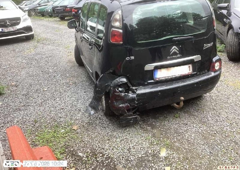 Citroën C3 Picasso 1.6 HDi Exclusive - 3