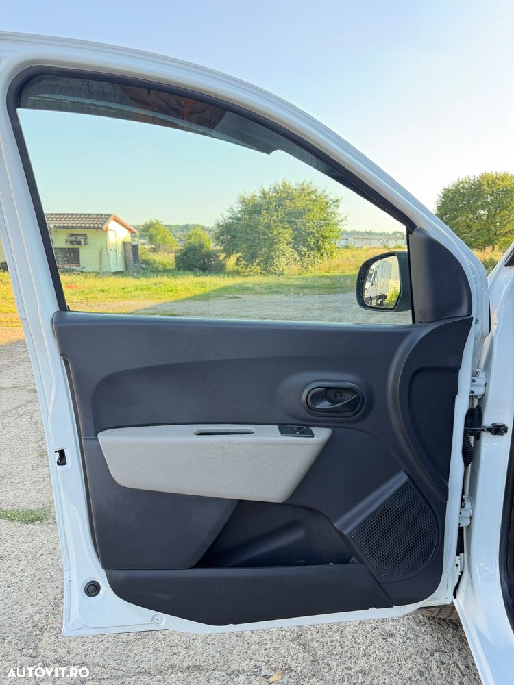 Dacia Dokker 1.5 dCi 75 CP Laureate - 26