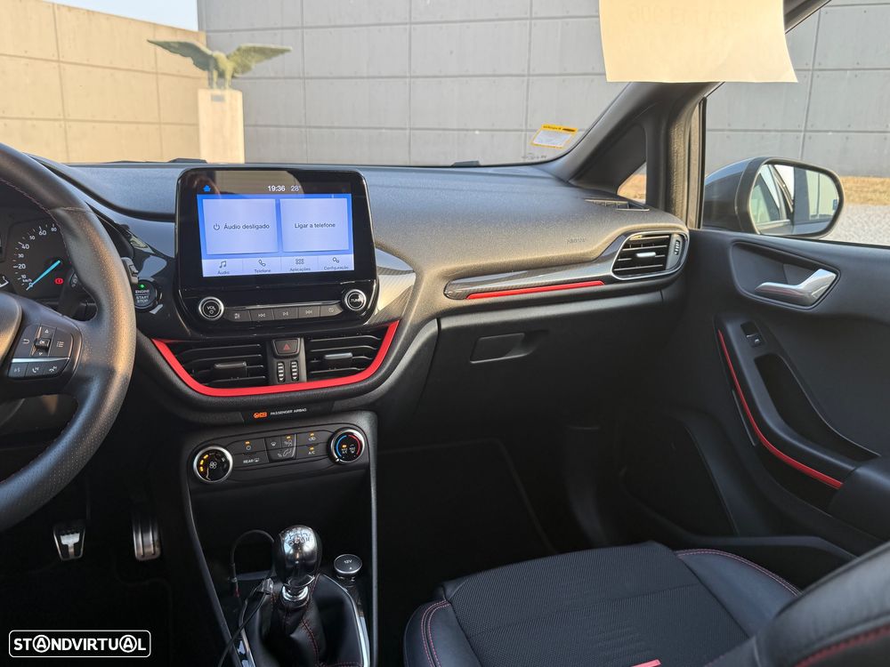 Ford Fiesta 1.0 EcoBoost ST-Line - 27