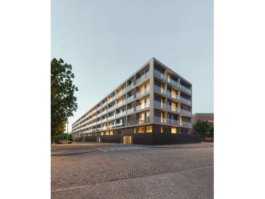 Apartamento T0 - Ao Hospital S. João - Novo / Garagem - Grande imagem: 3/16