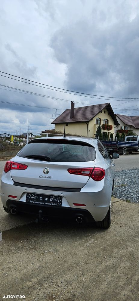 Alfa Romeo Giulietta 2.0 JTDM 16V Business - 3