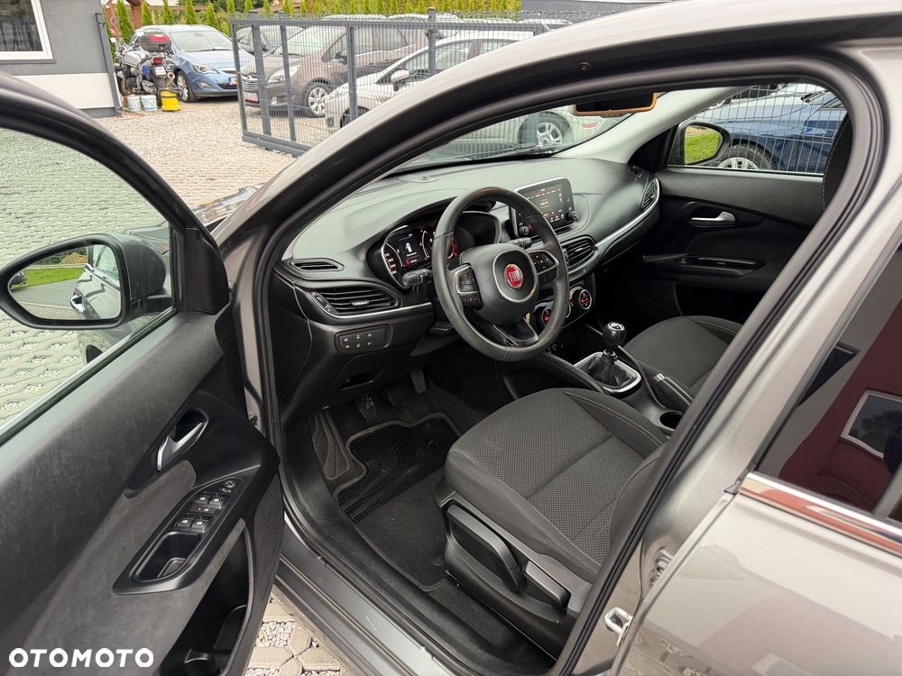 Fiat Tipo - 18