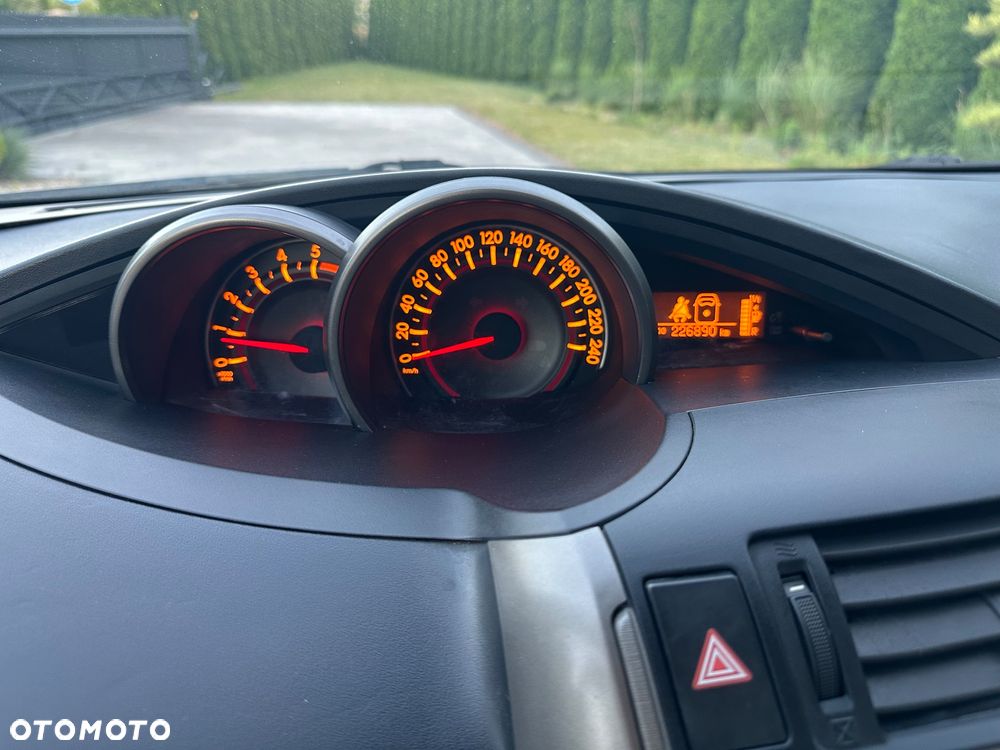 Toyota Verso 2.0 D-4D 2010 7os - 20