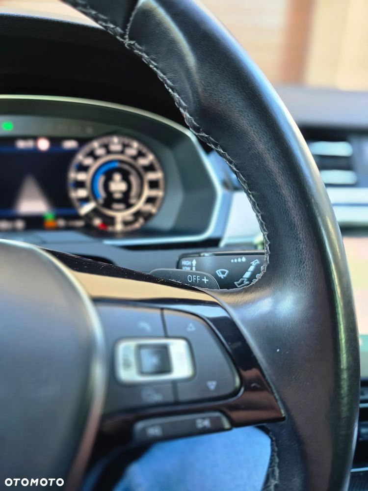 Volkswagen Passat 1.8 TSI BMT Comfortline DSG - 11