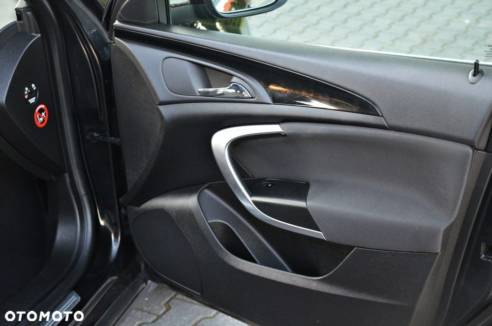Opel Insignia - 18