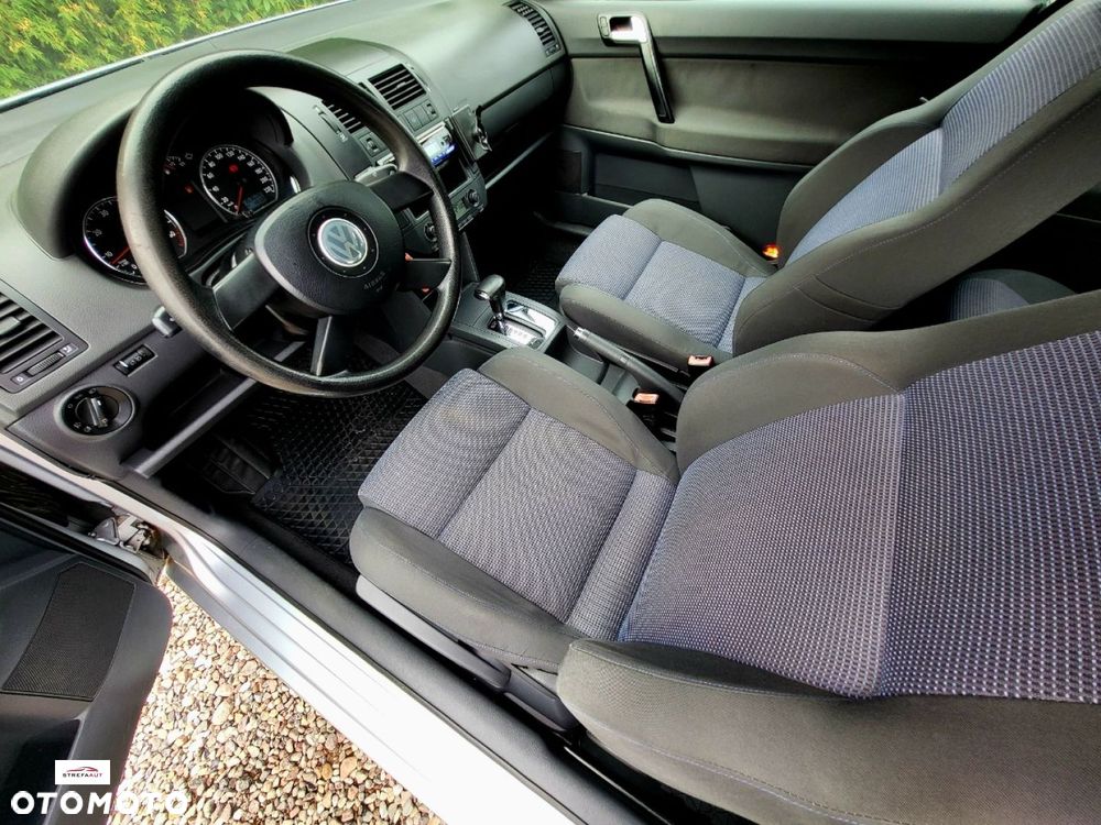 Volkswagen Polo - 22