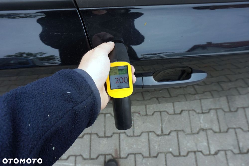 DRZWI PRZEDNIE PRAWE CEED I 5D HB 1K  CZARNY KIA 2006-2009 - 5