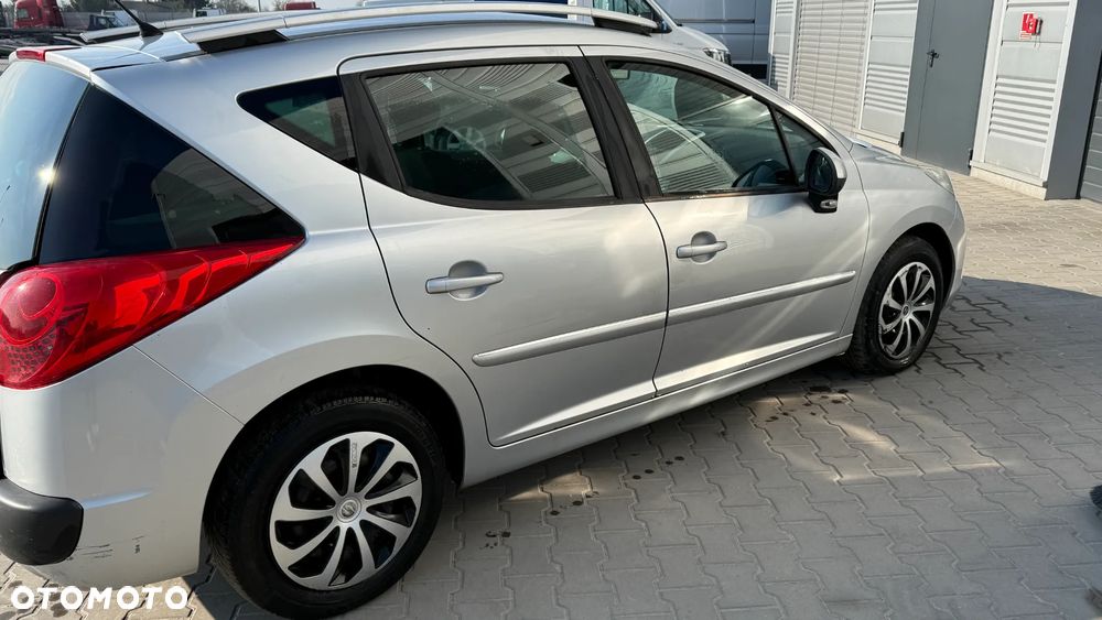 Peugeot 207 - 5