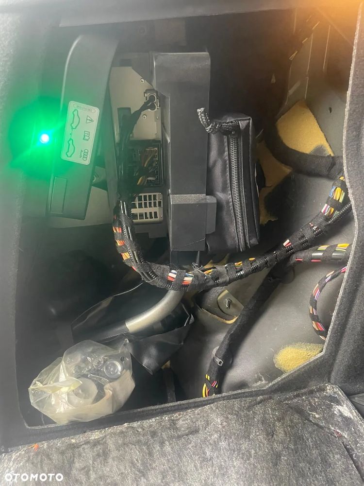 Audi Q5 2.0 TDI quattro S tronic - 8