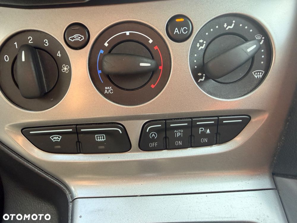 Ford Focus 1.6 TDCi DPF Trend - 29