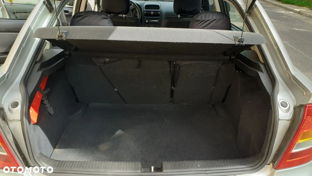 Opel Astra 1.4 Start - 9
