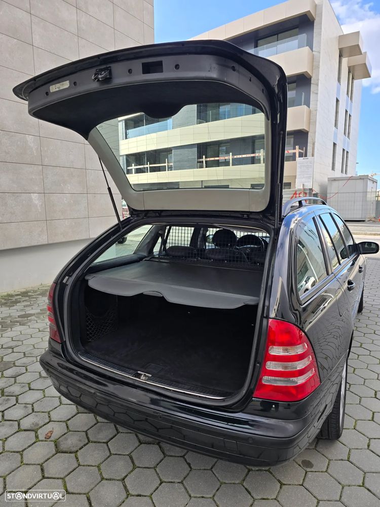 Mercedes-Benz C 220 T CDI Classic - 19