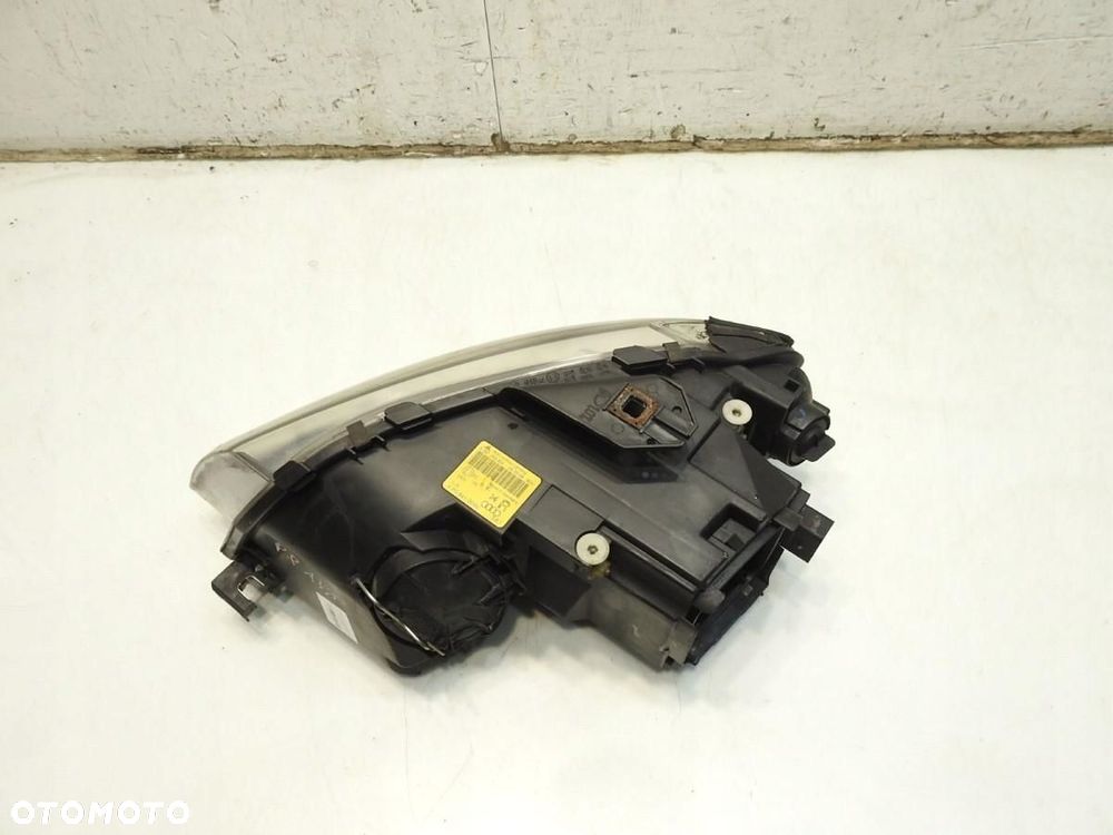 LAMPA PRAWA PRZEDNIA PRZÓD AUDI A3 8P 8P0941004K 0301206202 - 7