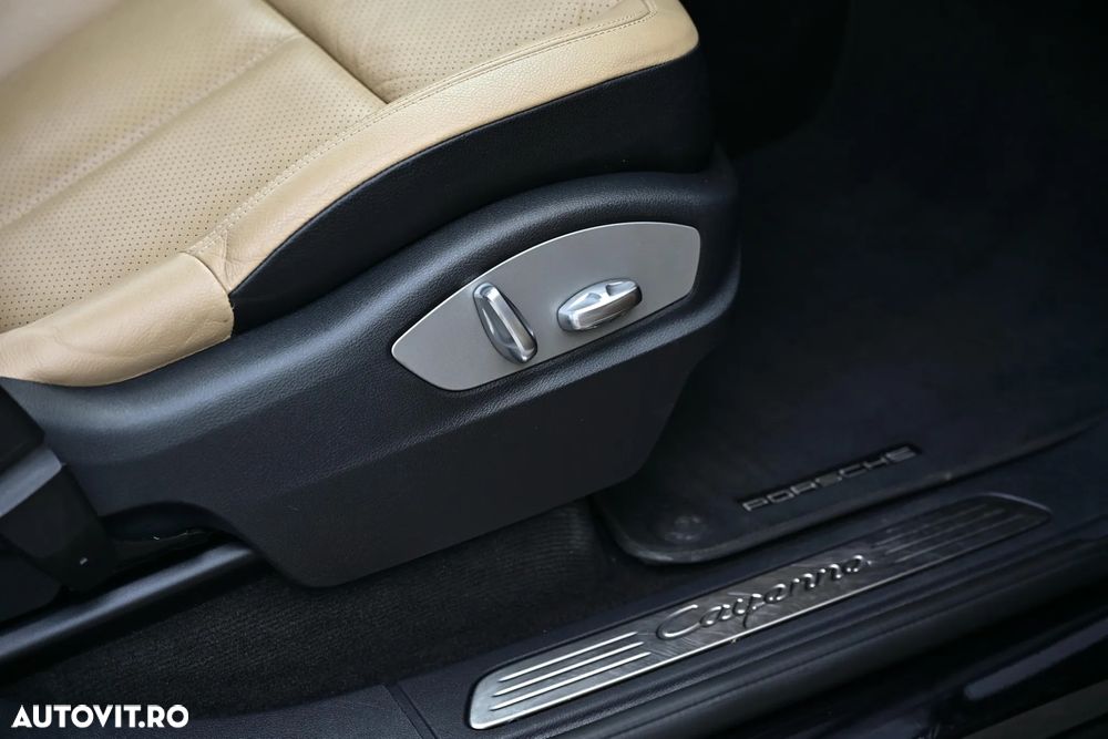 Porsche Cayenne 3.0 L - 27