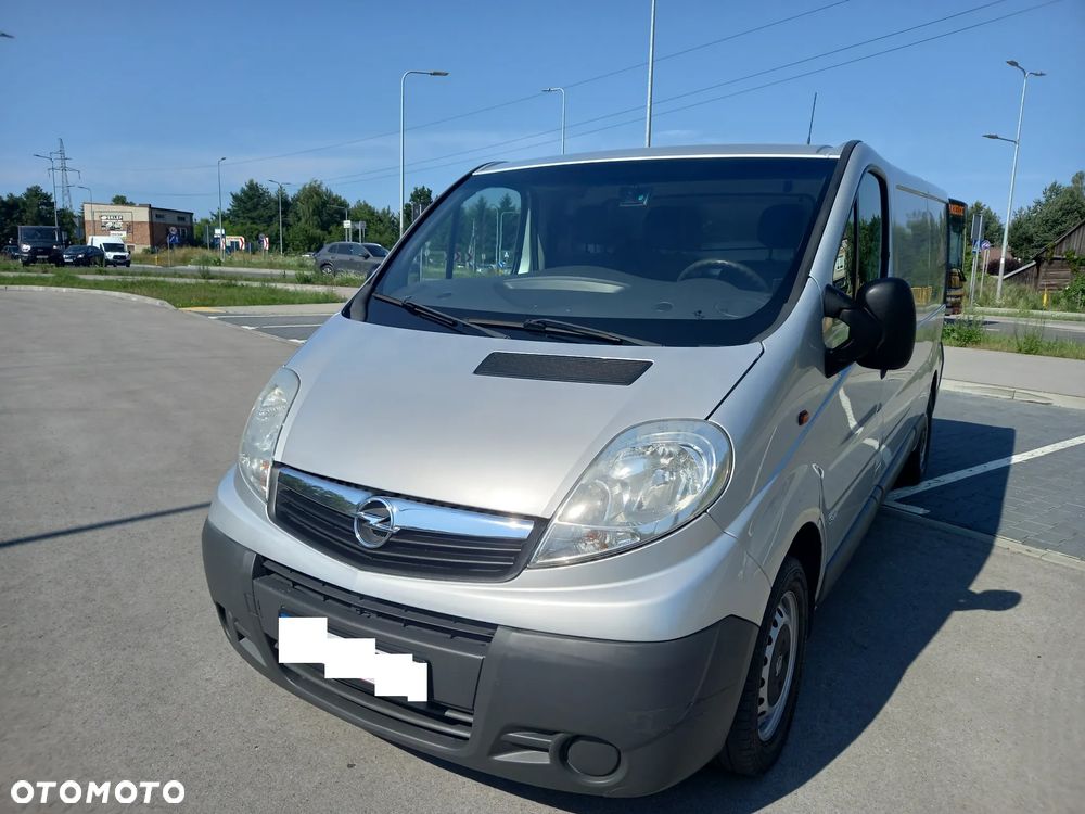 Opel VIVARO - 9