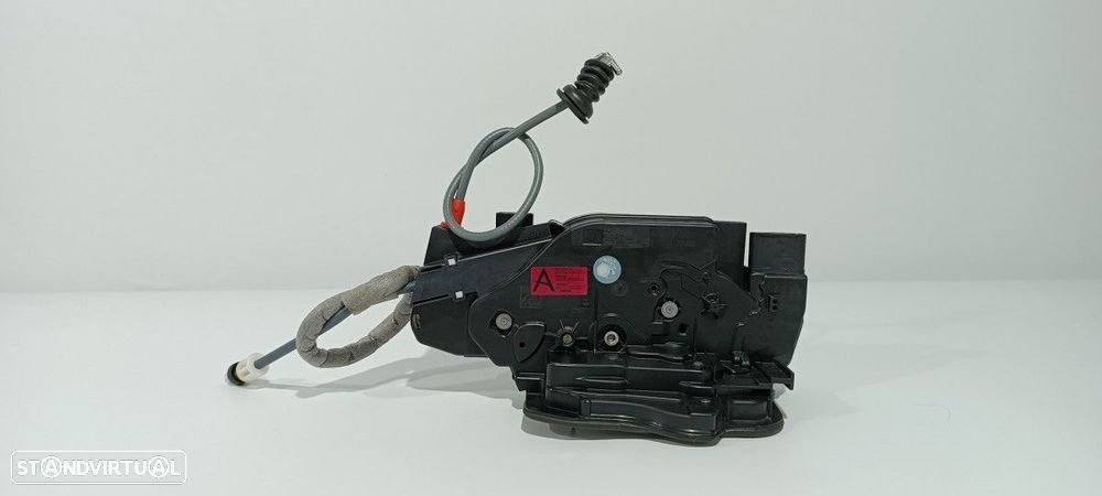 FECHADURA PORTA TRASEIRA ESQUERDA MERCEDES CLASE A (BM 177) A 180 D (177.003) - 1