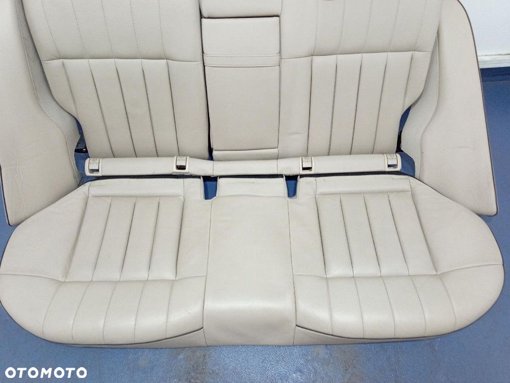 MERCEDES E KLASA W212 SEDAN KANAPA TYŁ TYLNA SKÓRA - 2