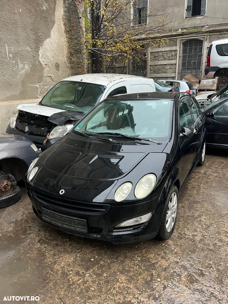 Dezmembrez Smart ForFour negru benzina 1,1 1,3 1,5 2006 - 2