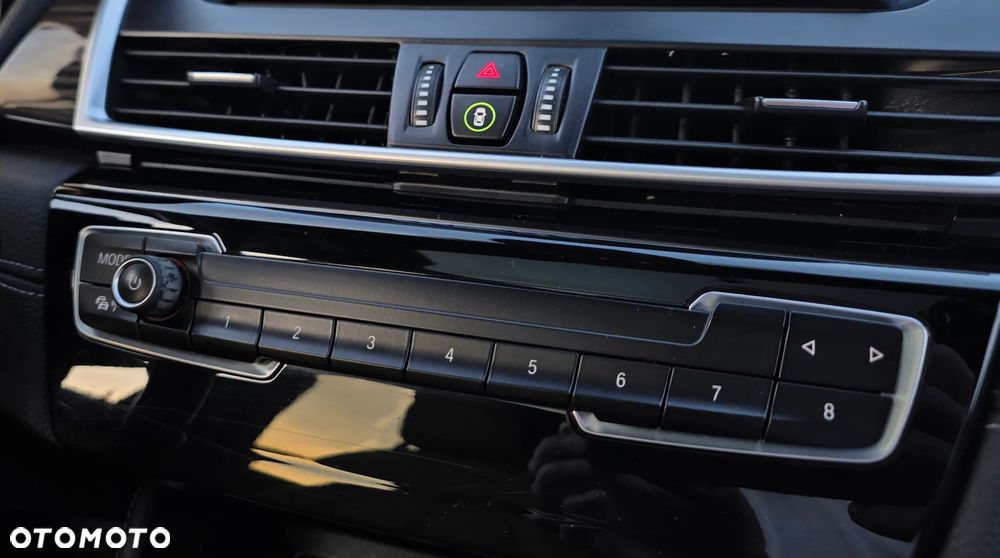 BMW Seria 2 218d Sport-Aut Luxury Line - 26