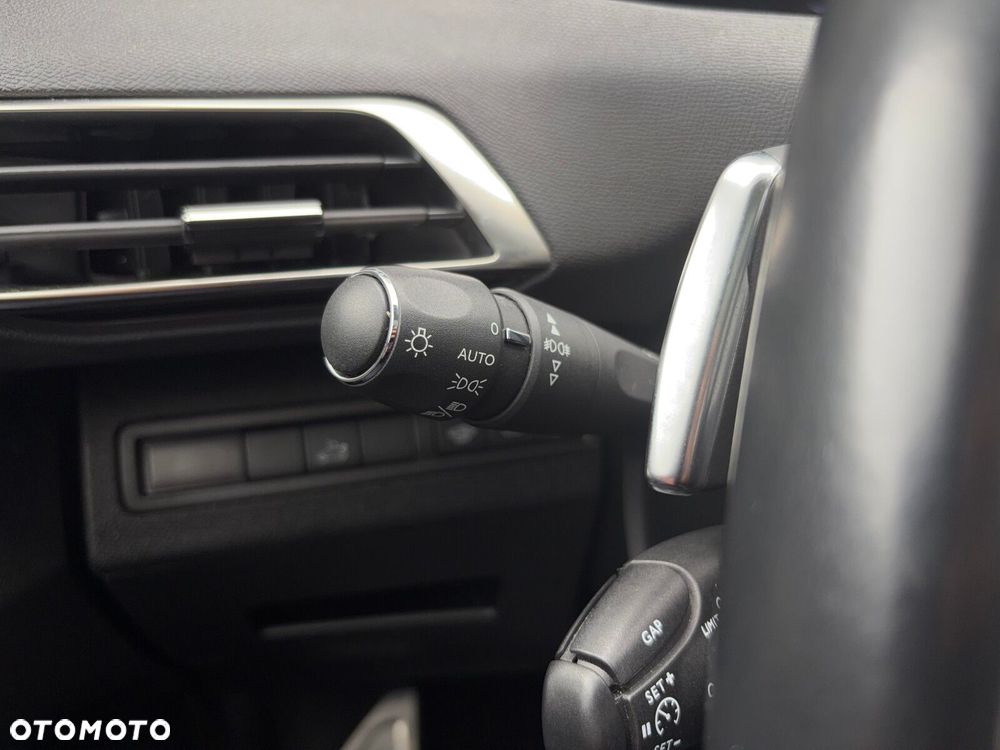 Peugeot 5008 2.0 BlueHDI Crossway S&S EAT8 - 19