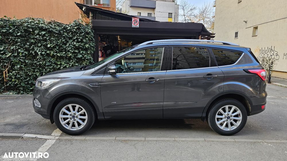 Ford Kuga 1.5 EcoBoost 4WD Aut. Titanium - 5
