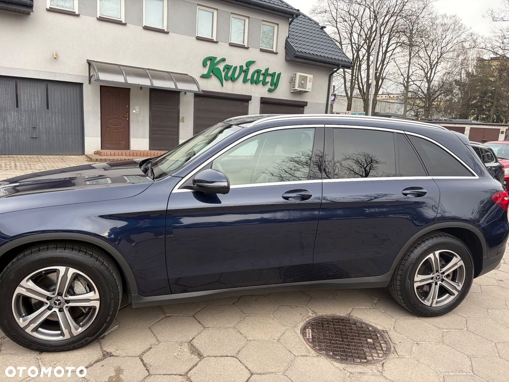 Mercedes-Benz GLC - 28