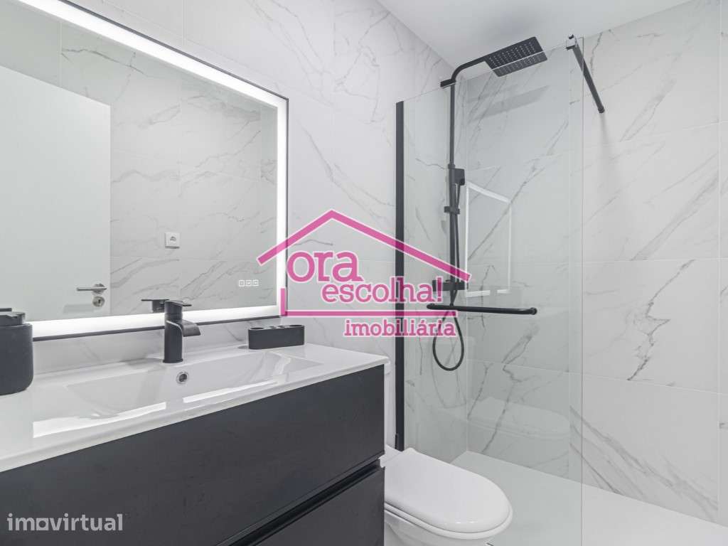 Apartamento T3, 1º andar totalmente remodelado em Paio Pires! - Grande imagem: 3/10