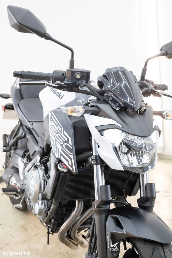 Kawasaki Z 650 - 11