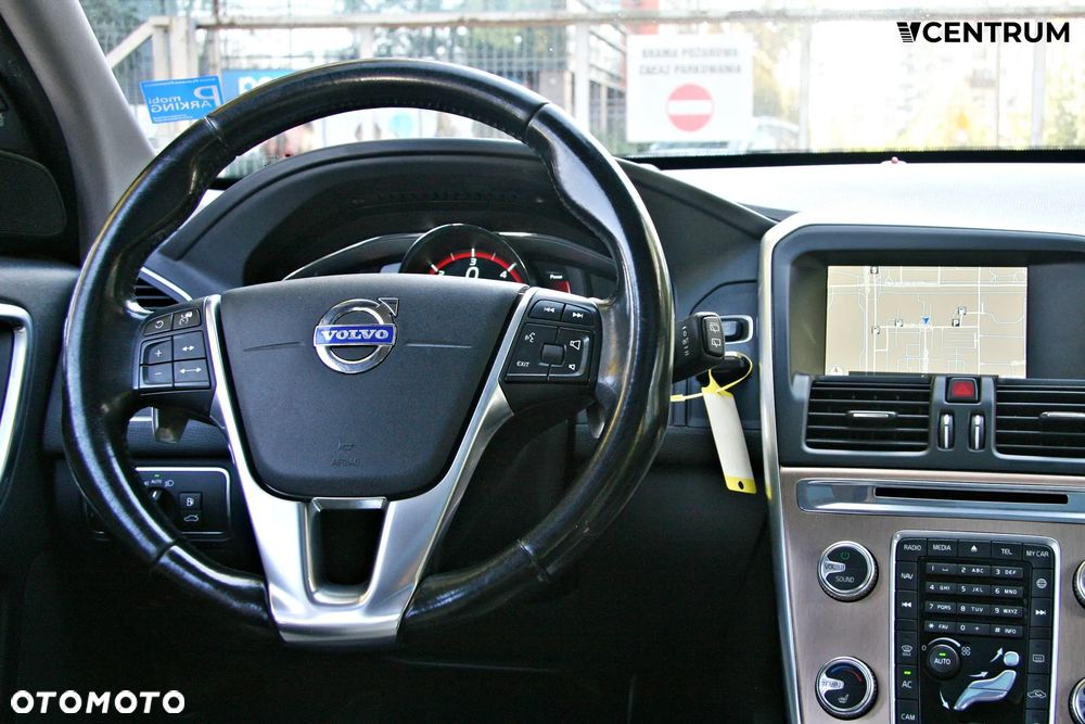 Volvo XC 60 D5 AWD Summum - 12