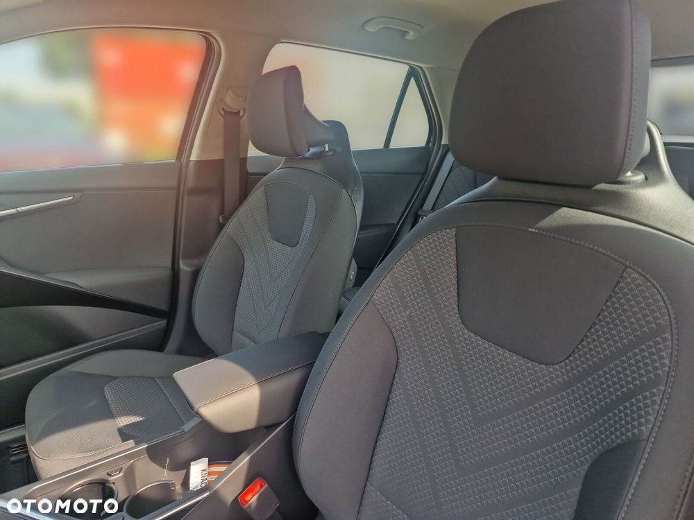 Kia Niro - 12