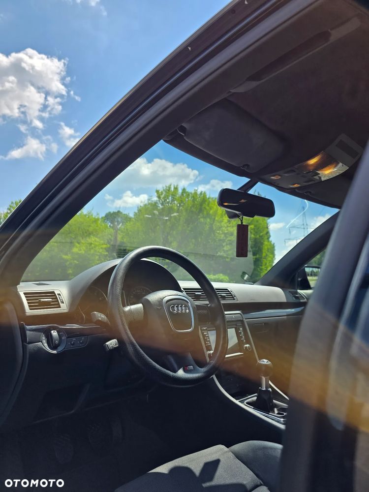 Audi A4 Limousine 1.8 T - 16