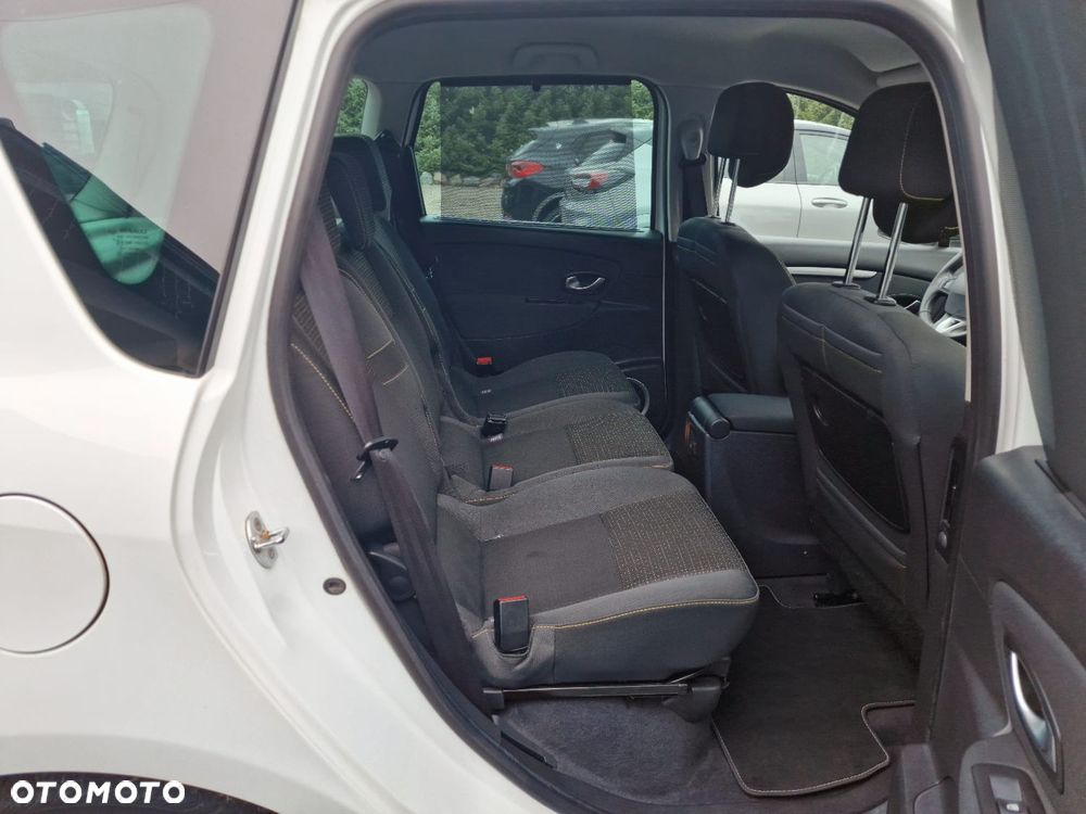 Renault Scenic TCe 130 Luxe - 15