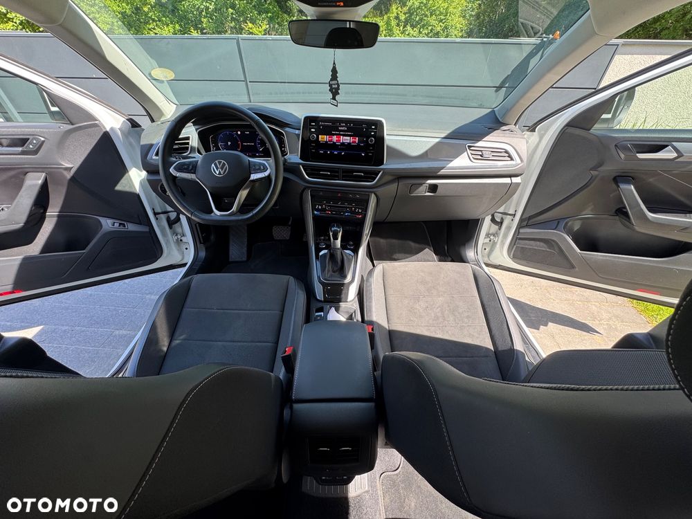 Volkswagen T-Roc - 8