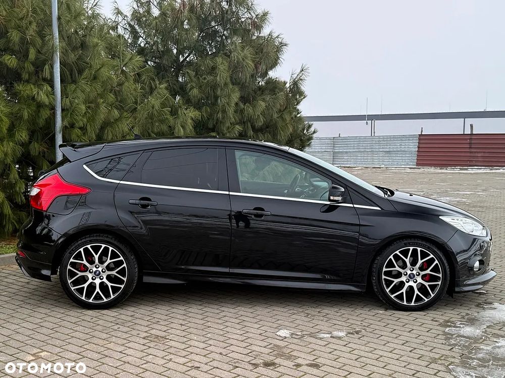 Ford Focus 1.6 EcoBoost Titanium - 13