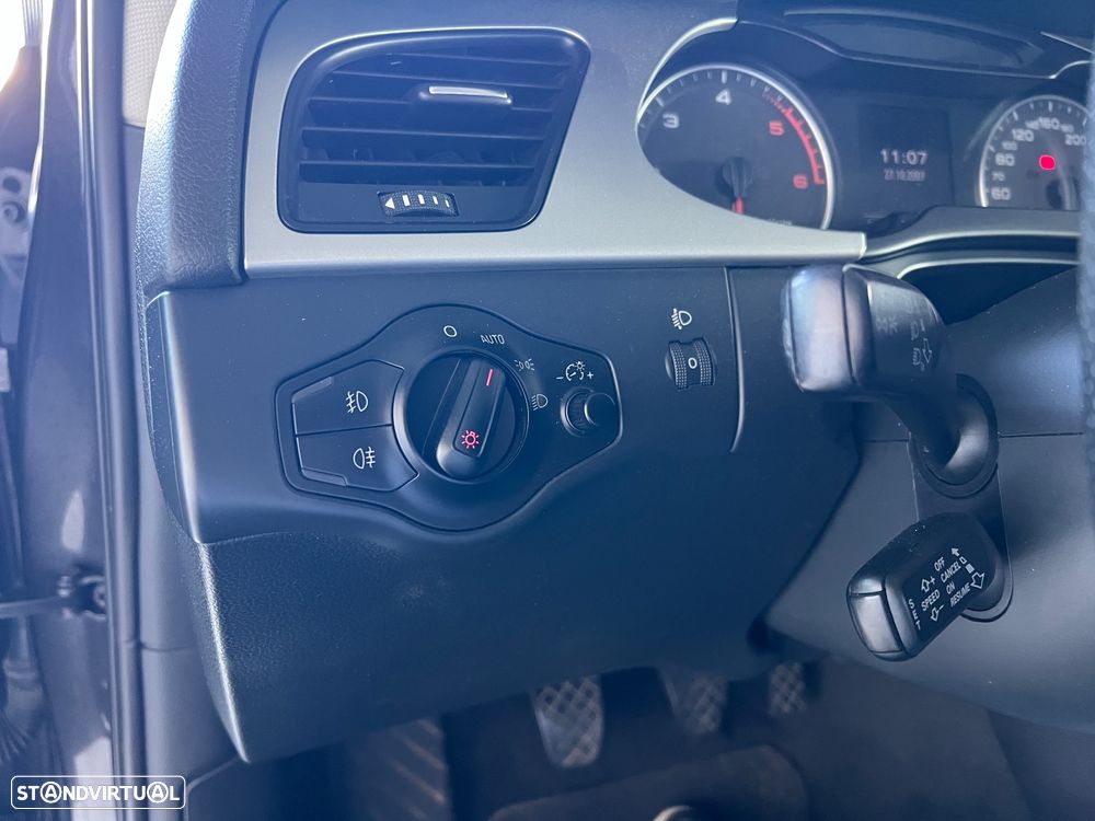 Audi A4 2.0 TDI Sport - 38