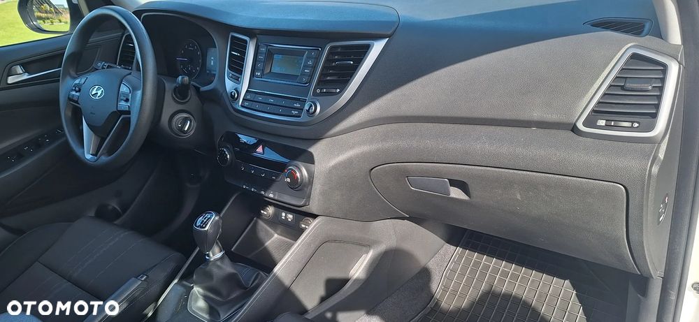 Hyundai Tucson 1.6 GDI BlueDrive Classic 2WD - 15